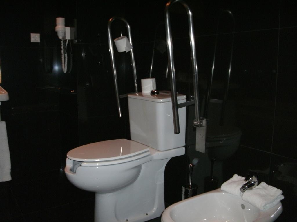 Santo Thyrso Hotel Santo Tirso Bagian luar foto