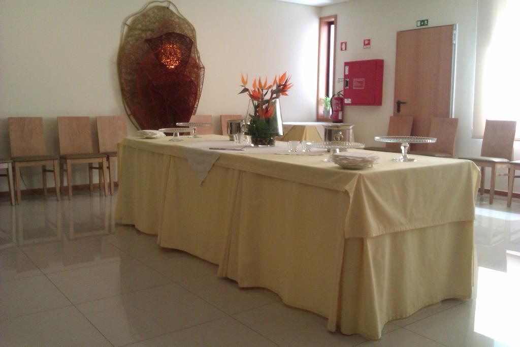 Santo Thyrso Hotel Santo Tirso Bagian luar foto