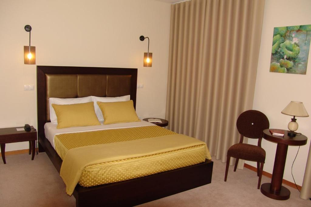 Santo Thyrso Hotel Santo Tirso Ruang foto