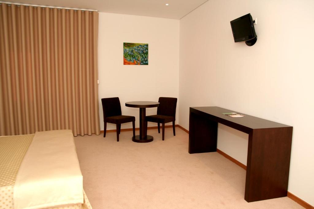Santo Thyrso Hotel Santo Tirso Bagian luar foto