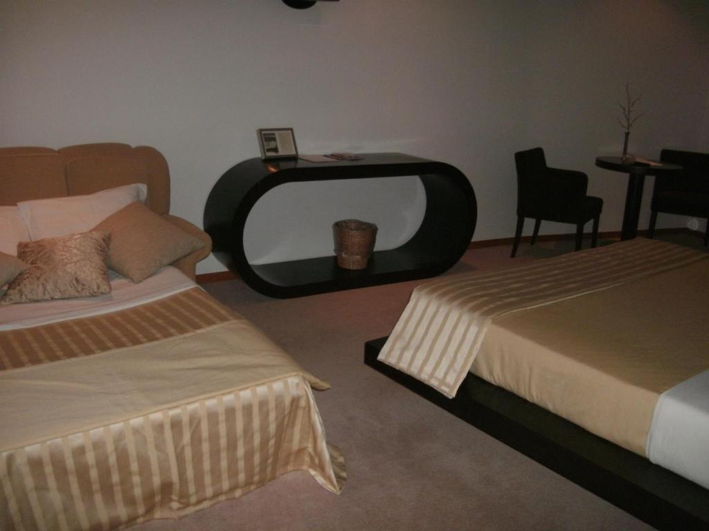 Santo Thyrso Hotel Santo Tirso Ruang foto