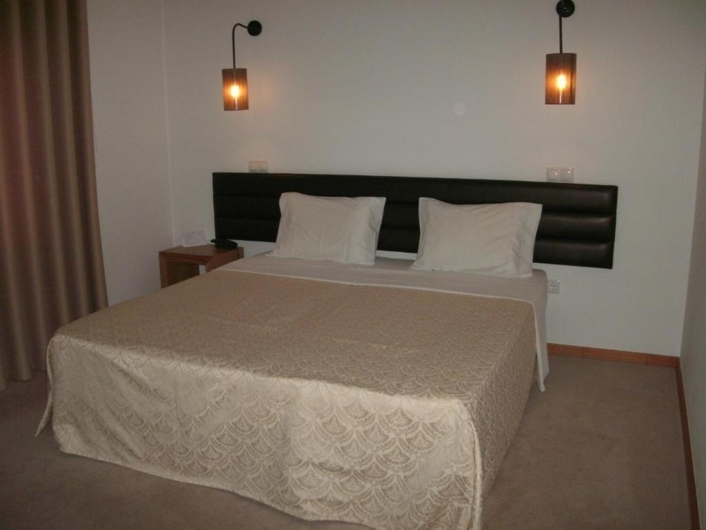 Santo Thyrso Hotel Santo Tirso Ruang foto