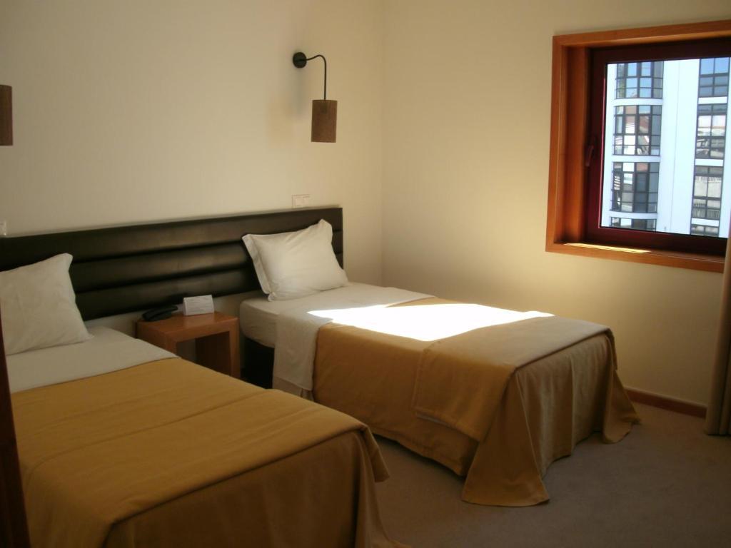 Santo Thyrso Hotel Santo Tirso Ruang foto