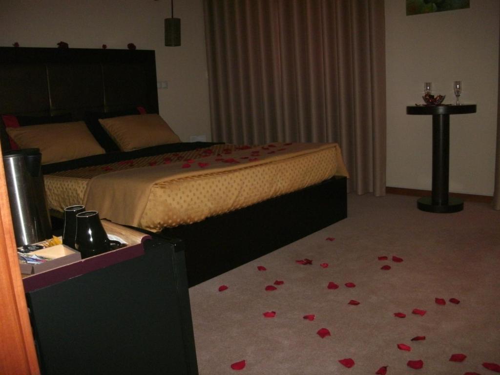 Santo Thyrso Hotel Santo Tirso Ruang foto