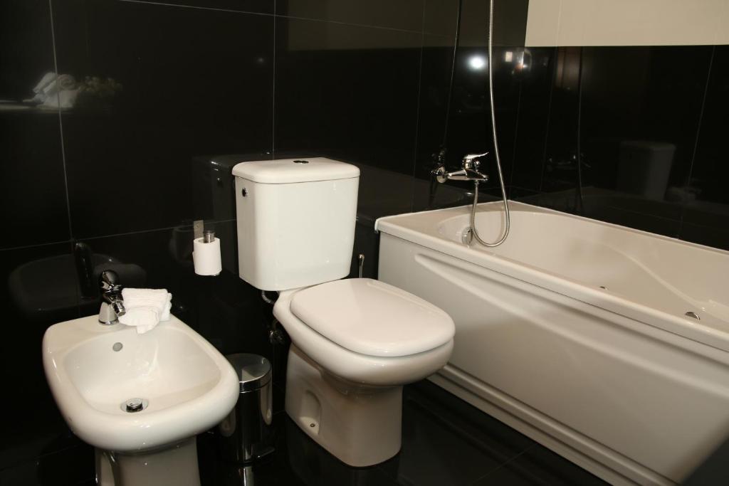 Santo Thyrso Hotel Santo Tirso Bagian luar foto