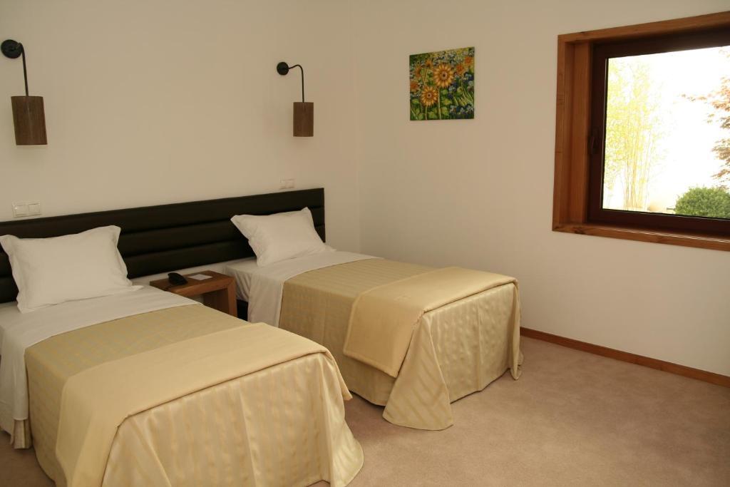 Santo Thyrso Hotel Santo Tirso Bagian luar foto